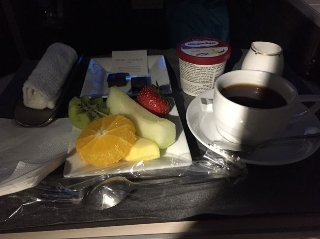 しばらくしてからのフルーツとアイスクリーム☆彡<br />好き×好きでしあわせ＊^^＊