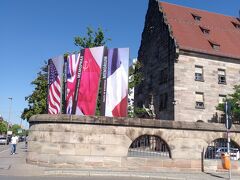 ニュルンベルク裁判の場所も見学しました。