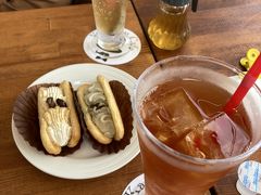 白浜まで移動。大好きカゲロウcafeへ。満席でした。案内されたのは外のテラス席。大雨止んでて良かった！