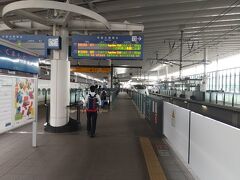 熊本13：52着。

800系での移動だった♪



しかしながら前述の通り、当初は熊本を観光したうえ、三角線の「A列車で行こう」で往復する計画であった。

熊本の滞在は残る１時間を切る結果となった。。