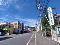 まだ朝の8時過ぎなのに、異常に暑くて。
そしたら地獄坂が待ってて。。。
教会の先は諦めました。
