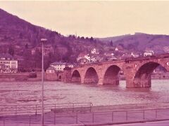 ハイデルベルク到着。ネッカー川にかかる古橋。Alte Brucke