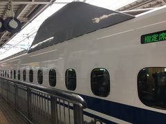 早朝です～
神戸駅から京都まで電車で