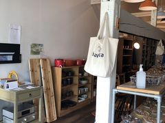 昨夜は凄い雨と雷でした。
朝には止んでいて良かったです…
宿の食事は付けなかったので朝からパン屋さんへGOです(^｡^)

今回一番気になっていたパン屋さん
中軽井沢にある 『haluta karuizawa』へ
雑貨や家具も扱っているショップでとてもセンスがいいお店です。
