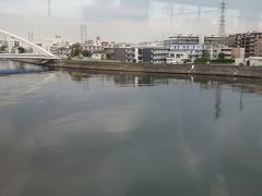 鶴見川