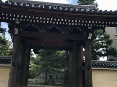 東長寺から、歩いて承天寺へ。
