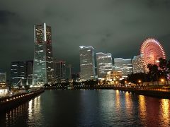 電車でホテルに戻ってきて、ホテルを通り過ぎてすぐの万国橋へ。ここからの夜景もいいですね。