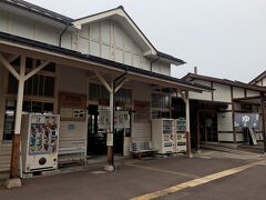 駅に戻り旧湯田中駅舎へ
