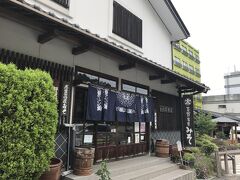 ここは信州味噌の老舗店（関谷醸造場）

