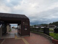 建物の中にも行ってみましょう。道の駅高松になってるんですね。