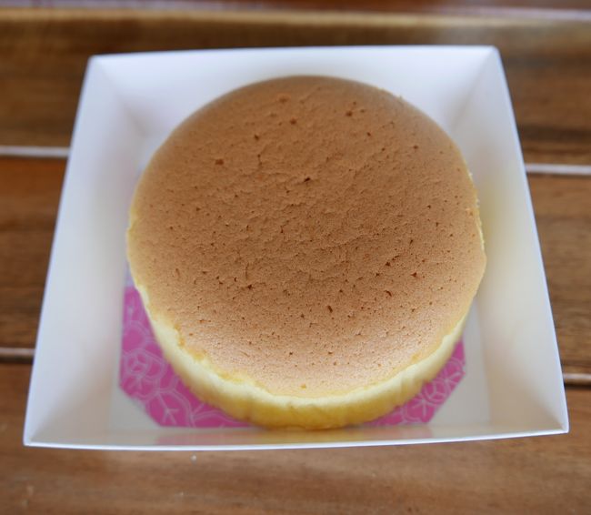 センタン1階で買った北海道チーズケイキ　155B　≒　540円　は高いね。　<br />味は時々買って食べてるセブンイレブン、3分1の大きさだが39Bの方が美味しいです．．．北海道に騙された！