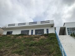 石垣に到着後、観音崎手前にある、ガラス工房へ。
ガラス製品をたくさん購入しました。