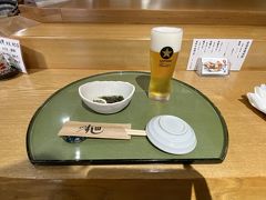 さて、こちらのお店「すし田」にて昼食です。