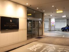 芝浦出口から2km、8分。
本日の宿は、ストリングスホテル東京インターコンチネンタル。

品川イーストワンタワーの地下駐車場へ。
1泊2,500円。