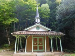 山の中腹の少し開けた場所に記念聖堂はある。
1951年にドイツ人（後に日本に帰化）神父によって建立されたそうだ。