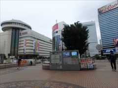 9:56 AM

川越駅のホームベンチに放心状態で座っているより、大都会・大宮に来てしまえば多少なりとも時間を潰せる何かがあるでしょう・・と、

改札くぐってはみたものの、そういう時に限って特段用向きもなかったりするのよね。