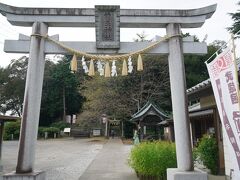 埼玉県北部の埼玉古墳群内に鎮座し、神社自体も浅間塚古墳の上に鎮座する前玉神社。社名の「前玉」は、「埼玉」の地名の語源といわれる由緒ある神社です。こちらに浅間神社があるということで参拝しました。