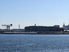 横浜・みなとみらい『InterContinental Yokohama Pier 8』

2019年10月31日にみなとみらい21新港地区の新港埠頭の上に
オープンした「横浜ハンマーヘッド（新港ふ頭客船ターミナル）」内
に入っている『インターコンチネンタル横浜Pier 8』（計173室）の
写真。

昨年（2019年）12月の宿泊時に宿泊記を載せました。
非常に眺望がよいです♪