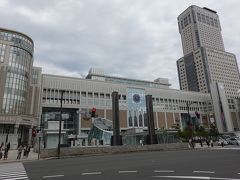 徒歩で札幌駅へ。