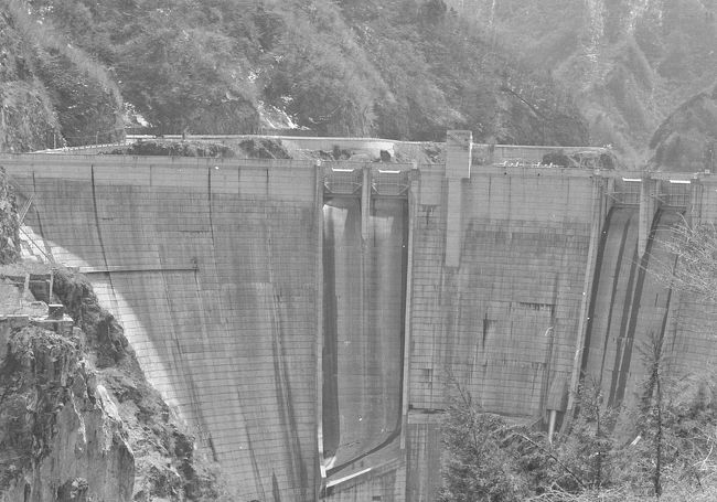 二瀬ダム<br />秩父湖から流れ出る荒川に設けられたダム<br />https://www.pref.saitama.lg.jp/a1001/doboku-sansaku/futasedam.html