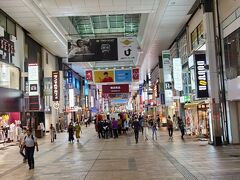 メイン繁華街の下通商店街。70万人政令指定都市なだけに活気はかなりありました。九州新幹線で博多が近くなりましが、影響はどうなのでしょう
