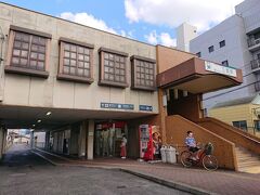 三郷駅にやって来ました。初めて降り立つ駅です。