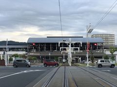 高知旅行2日目
高知駅目の前のホテルに車を置いて、徒歩で散策に出かけます

普段あまり歩かないのですが、旅行時はここぞとばかりに歩きます！