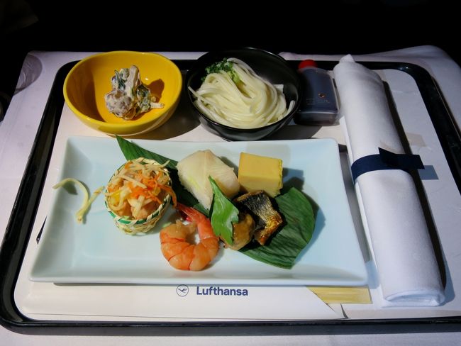 ディナーは和食をチョイス。<br />前菜はまぁまぁでしたが、