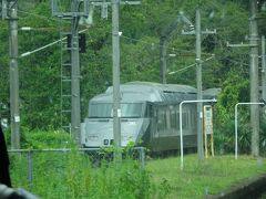 １２：２６直川駅で上り特急にちりん１０号と列車交換の為の停車です。
この後は日豊本線最大の難所宗太郎越えです。