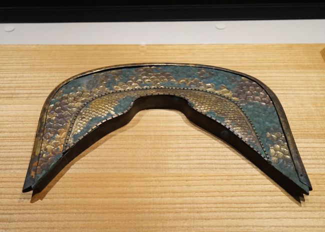 金銅鞍金具　前輪・表面（韓国梁山夫婦塚出土 三国時代(新羅)・6世紀初頭）