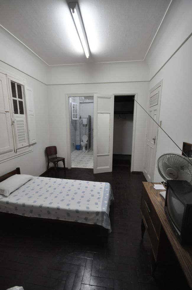 ホテルの客室。