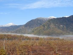 戦場ヶ原。山は雪です。