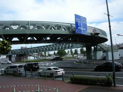 横浜みなとみらい 新港サークルウォーク、１９９９年（平成１１年）の竣工。
今日はなんだか橋のの建設技術の歴史を見に来ているようです。