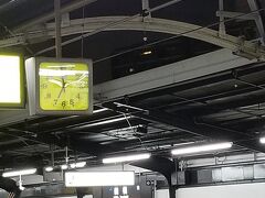 住まいは大阪市内ですが
職場が田舎なので17：30に仕事を終えて
ダッシュをしても鶴橋到着がこの時間です・・・
