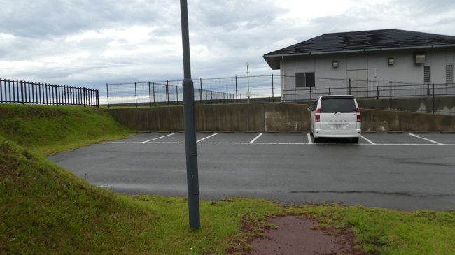 無料の駐車場も完備です