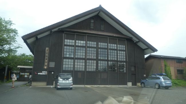 こうして　千石船だけでも眺めることが出来たのに<br /><br />30石ぶねや　百石船はよく見るが<br /><br />遠く北海道から　日本海の荒波を　越えてきた千石船<br /><br />友人に見せてやりたかったものです<br /><br />ええ　何が良いって？<br /><br />だって　タダだったんですから……