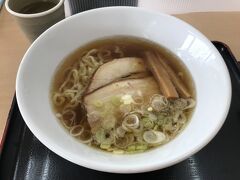 二本松城を後にし、安積PAでラーメンを食べました。
テーブルに仕切りがしてあって、感染症対策バッチリでした！