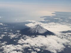 雲は多少あるものの、空気が澄んでいて富士山も綺麗に見えていますね。
