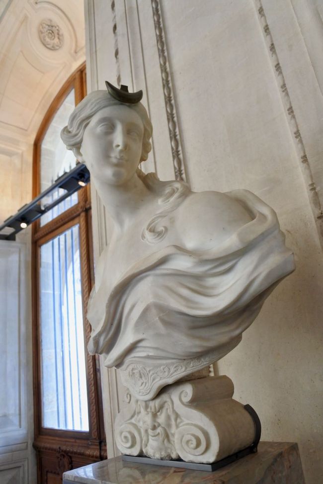 ルーヴル美術館徹底攻略 イタリア彫刻 中庭彫刻 パリ フランス の旅行記 ブログ By めじろさん フォートラベル