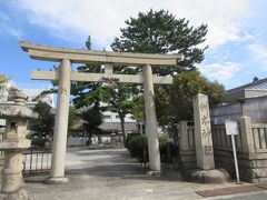 コロナの終息を願って洲本神社に詣でます。