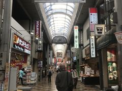 近鉄奈良駅すぐにある東向き商店街です。
食事に困ったらここに来たら間違いなしです。