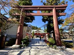 伊達政宗卿が見ている先には、仙台城跡の敷地内には『宮城縣護國神社』があります。