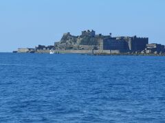 今回の旅行のメイン、軍艦島ツアーです。
ホテルの目の前から出発なので楽ちんです。