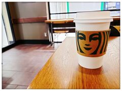 スターバックス　新大阪駅
旅行当日、ちょっと早めに到着して、ゆっくりコーヒーを楽しむ時間がけっこう好きだったりします(*´艸｀*)