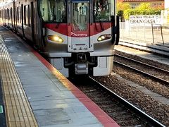 おぉっと、タイムアップです。
まだ11:00にほろ酔いだってのに、西条駅に戻り、
朝ご飯もまだだったので、むさしで俵おにぎりを購入し、
コインロッカーから荷物を取り出し、
11:11の白市行きの電車に乗り込む。

酒蔵巡り、結構時間を忘れます。
次はもう少しのんびりしたいな。
夜の西条もいいなぁ、、、なんて。
楽しかった！
