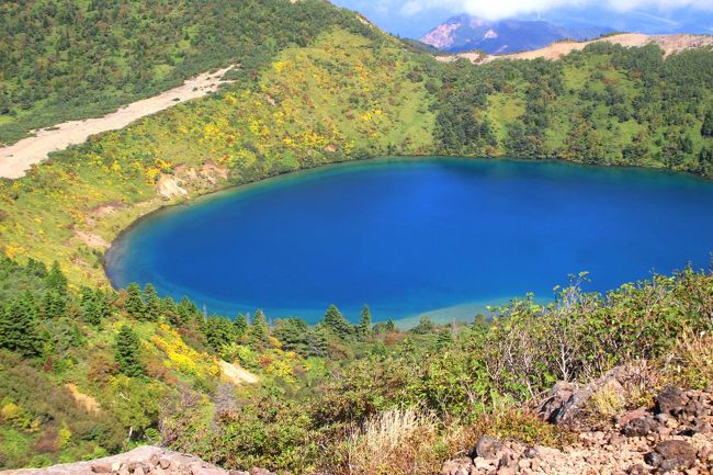 ☆一切経山(1949m)から見下ろす魔女の瞳(五色沼)