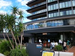 ランチはハンマーヘッド内にある、
「QUAYS pacific grill」