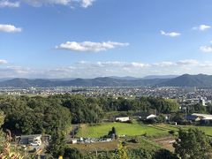 なぜか和歌山に来ると落ち着きます。ちなみにこれは紀ノ川サービスエリアからの景色です。