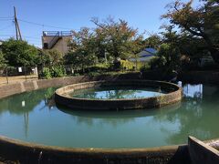 久地円筒分水
魚津の東山円筒分水を見てから各地の分水が気になってました。