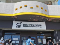 ダグズ・バーガー 宮古島本店